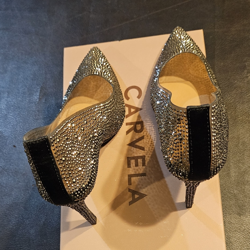 Carvela 3.5 inch heels. Size 8 - Picture 5 of 5